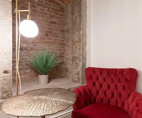 Housing 2 Bdr 2 Bathroom With Sauna At Carl Engel Luxury House Apartmán *