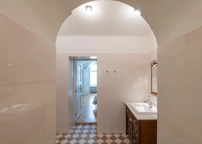 Διαμέρισμα Housing 2 Bdr 2 Bathroom With Sauna At Carl Engel Luxury House *