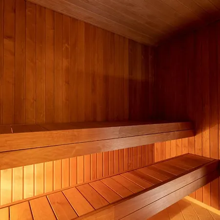 Housing 2 Bdr 2 Bathroom With Sauna At Carl Engel Luxury House Apartament *